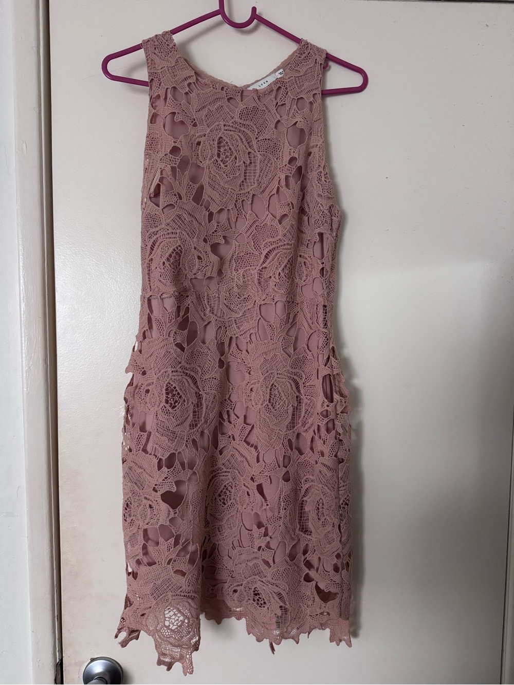 Sleeveless Crochet Lace Dress in peach